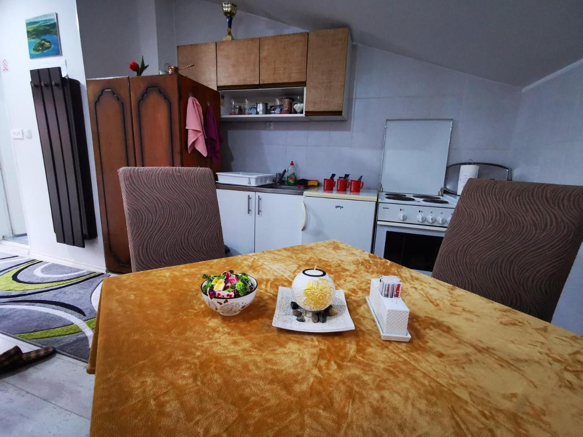 White Apartment Sarajevo - Free Parking Dış mekan fotoğraf
