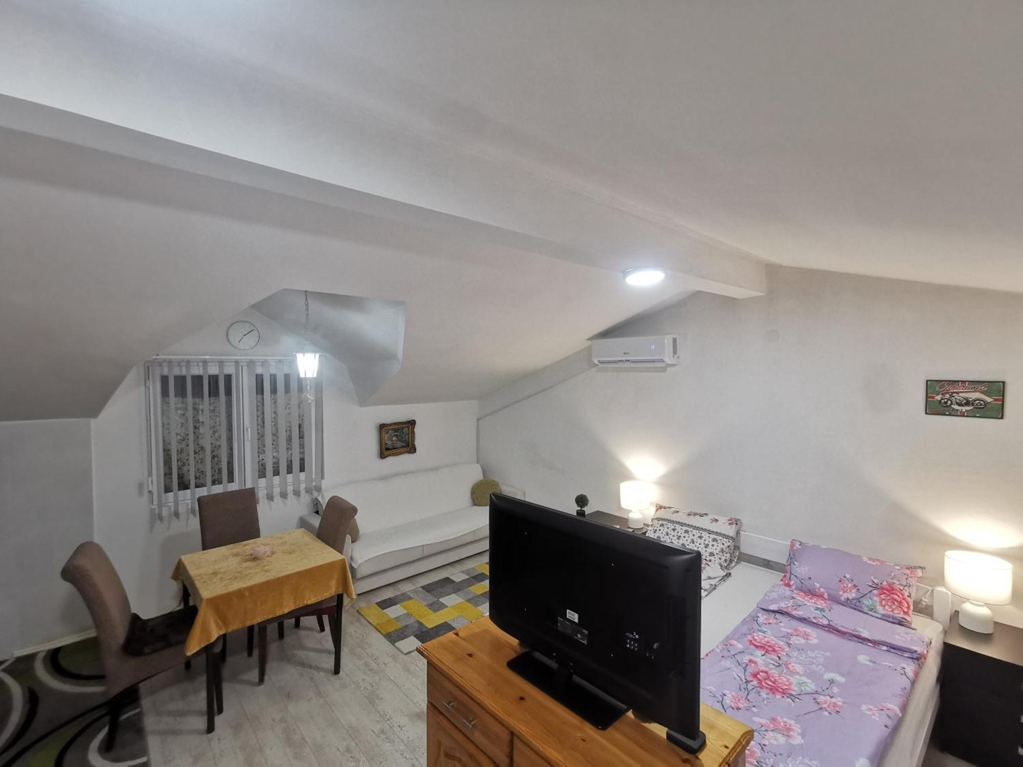 White Apartment Sarajevo - Free Parking Dış mekan fotoğraf